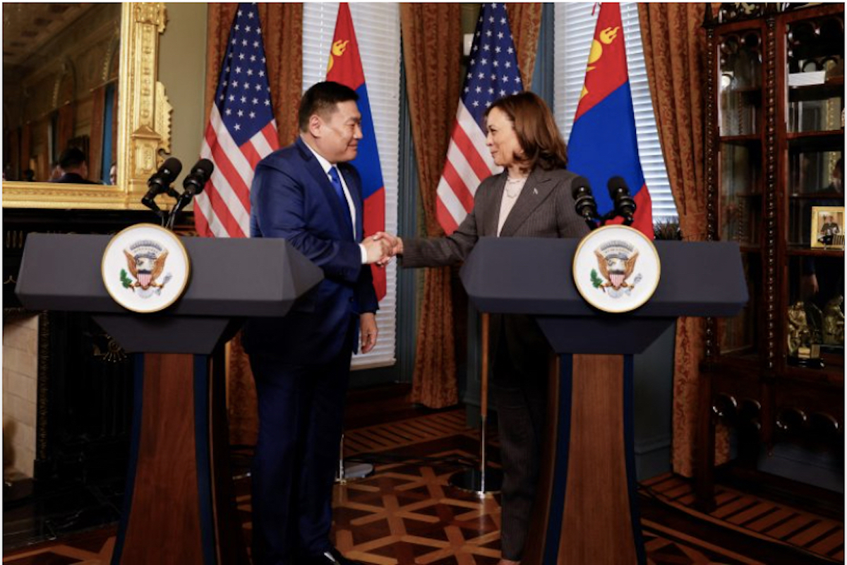 США предпринимают шаги «третьего соседа» в отношении Монголии