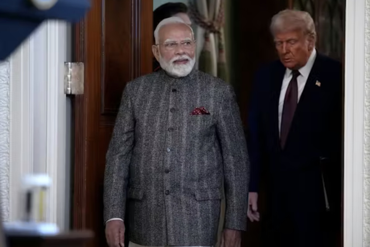 Dragon-elephant tango stops the music on the Quad