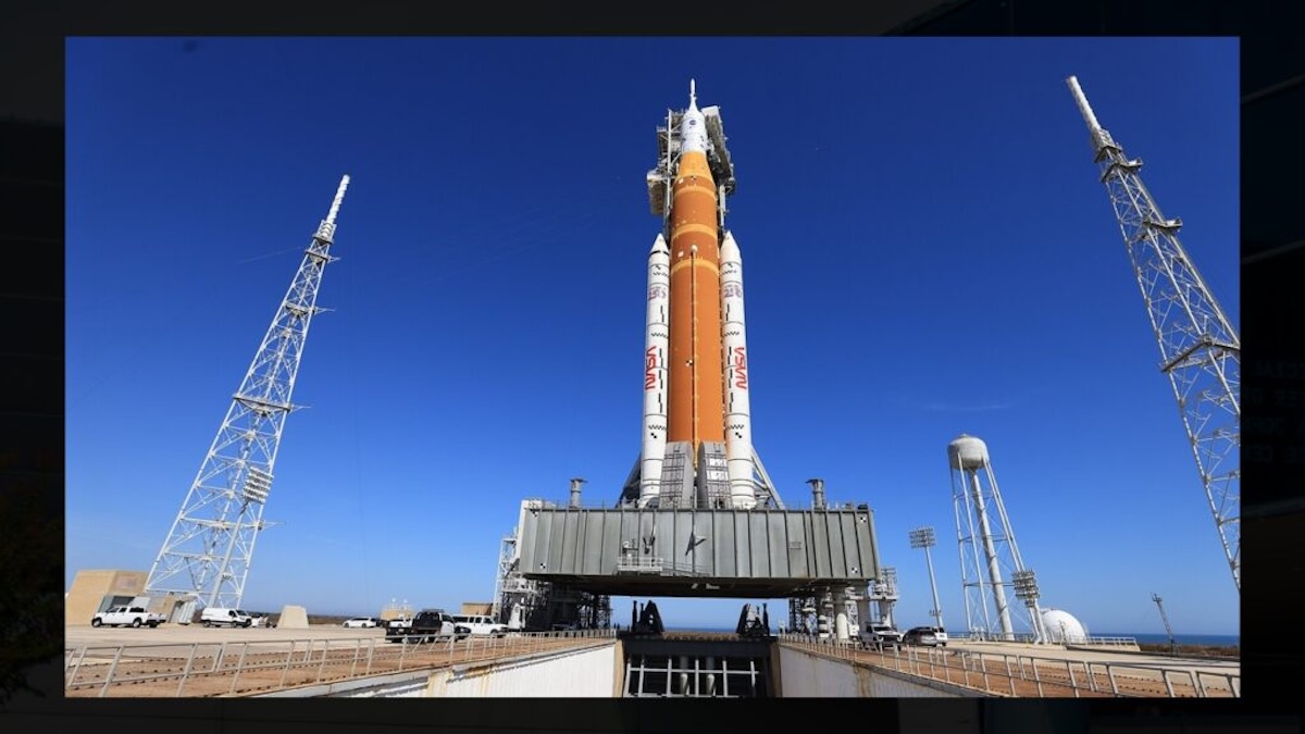 NASA OKs April manned Artemis II moon launch – but problems loom