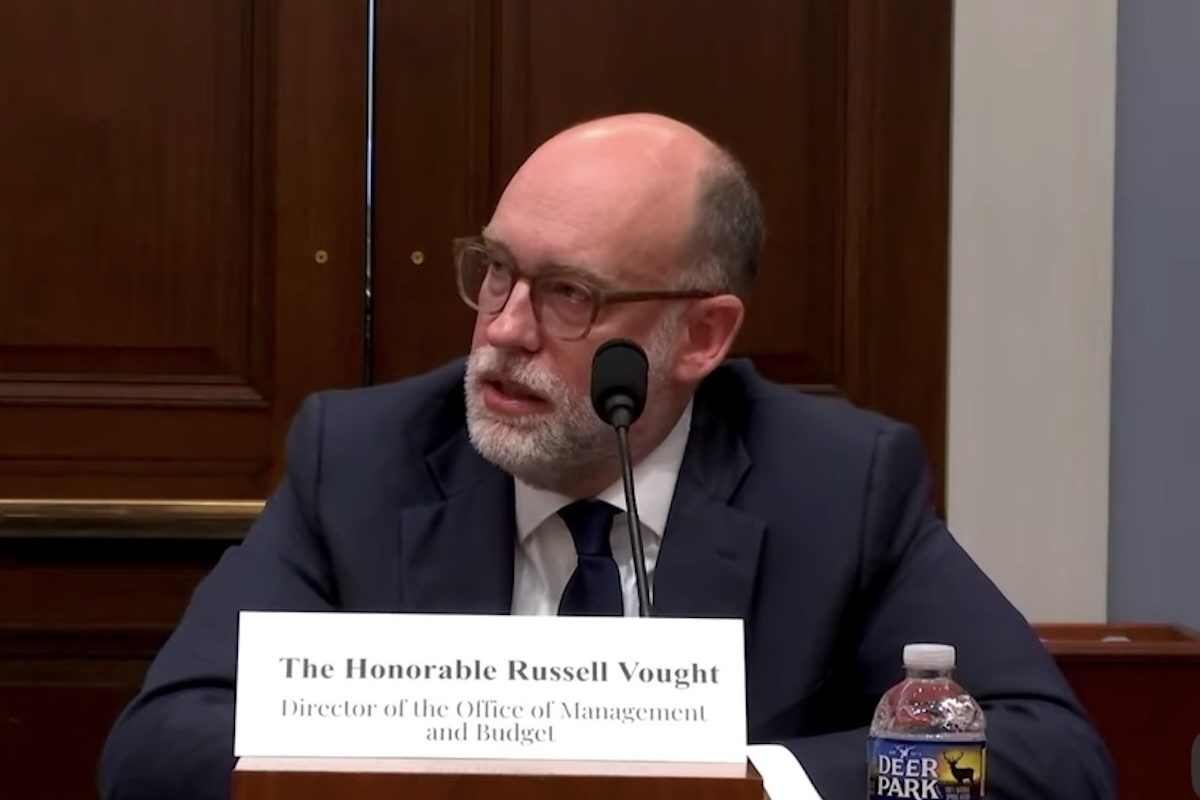 Oil Price Forecast: Global Defense Realignment - How Middle East Tensions Are Reshaping Military Strategies in Emerging Fronts