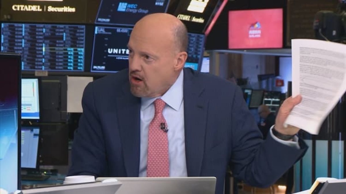 Trump Lakukan 3.700 Transaksi Saham — Dugaan Insider Trading Kembali Mencuat