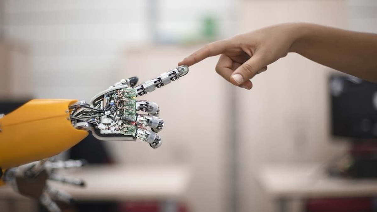 Even in Japan, robots are far from being full‑fledged caregivers