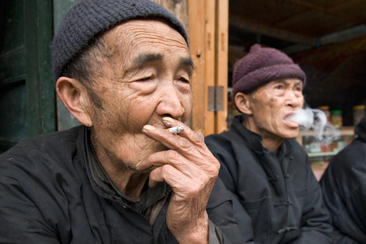 China should borrow Britain’s tobacco-ban logic, not its law