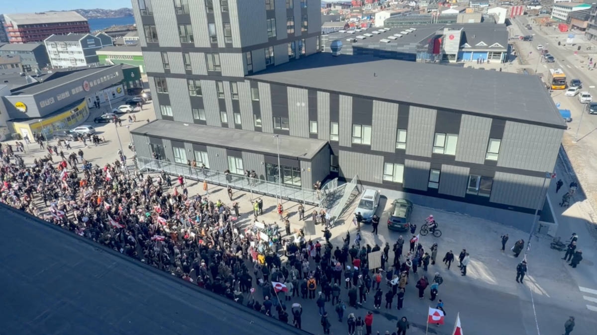 Unjuk Rasa Tolak Konsulat AS di Greenland — Eskalasi Geopolitik Arktik