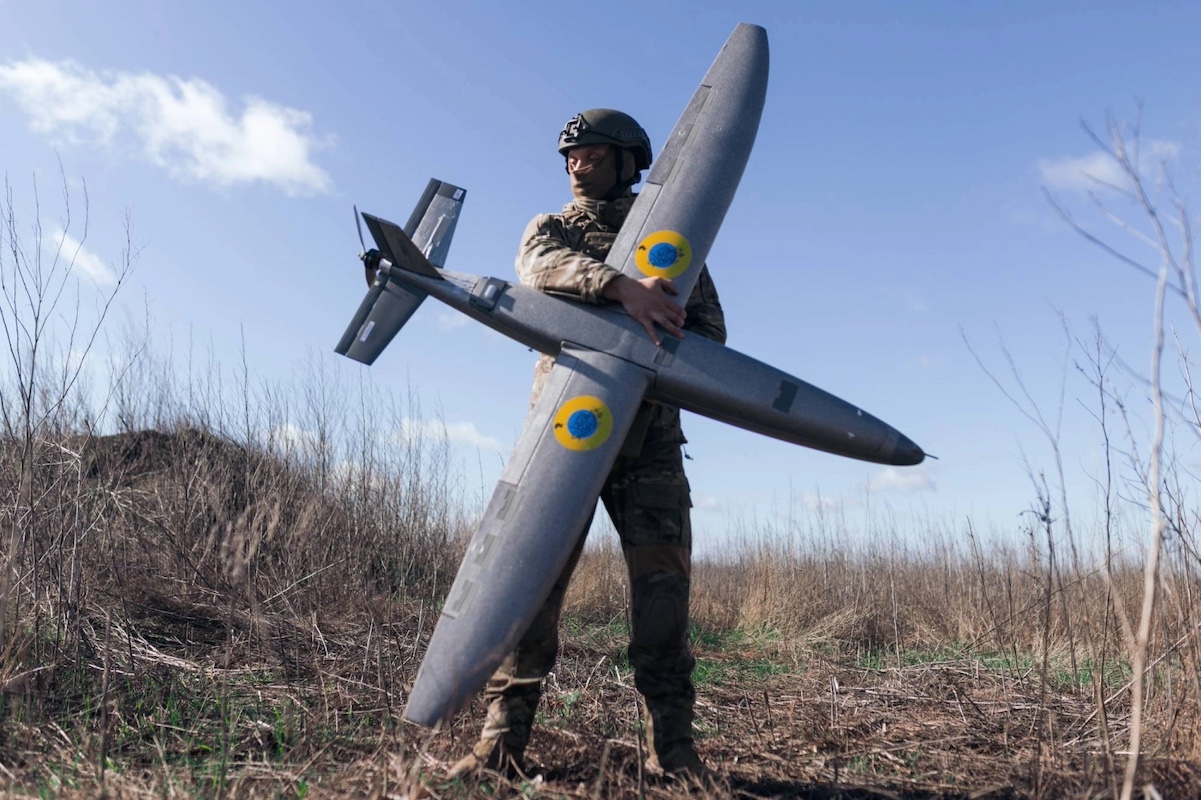 Jepang Kirim Personel Militer ke NATO untuk Belajar Perang Drone Ukraina