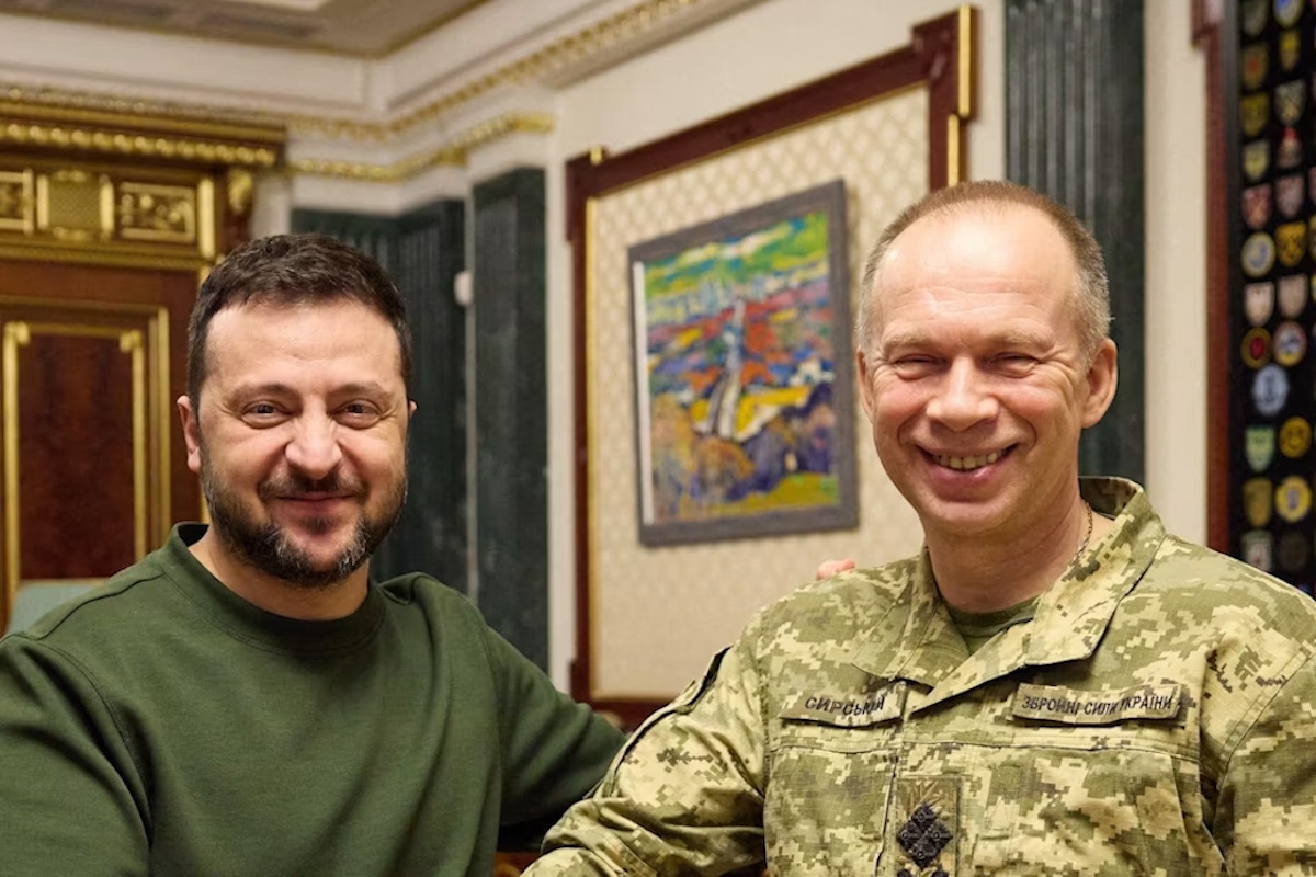 Zelensky Pecat Panglima dan Menhan Ukraina–Konflik Sipil-Militer Makin Dalam