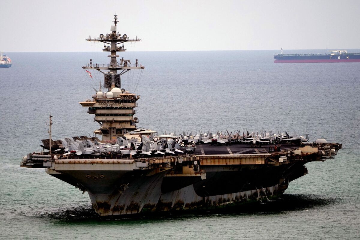 When the American aircraft carrier loses its aura