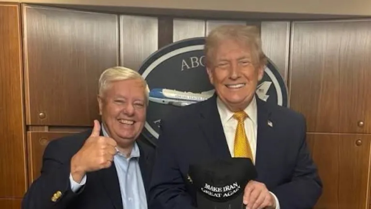 Trump defends Putin against Graham-Blumenthal legislation Trump defends Putin against Graham-Blumenthal legislation